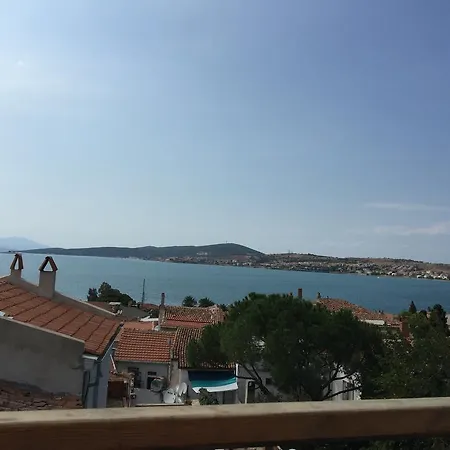 Villa Tarihi Kucuk Tas Konak 2 Ayvalı